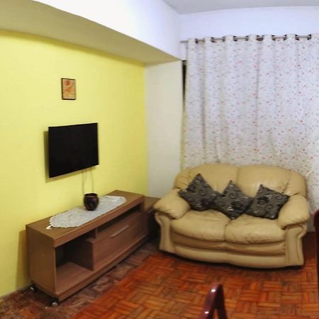Apartamento Para Ate 8 Pessoas! 2 Quartos, Praia Da Enseada グァルジャー エクステリア 写真