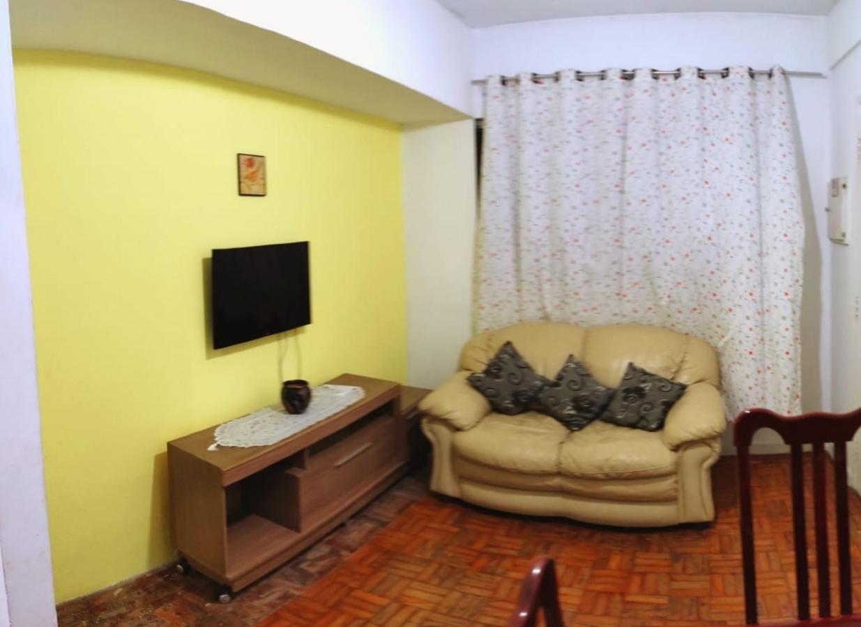 Apartamento Para Ate 8 Pessoas! 2 Quartos, Praia Da Enseada グァルジャー エクステリア 写真