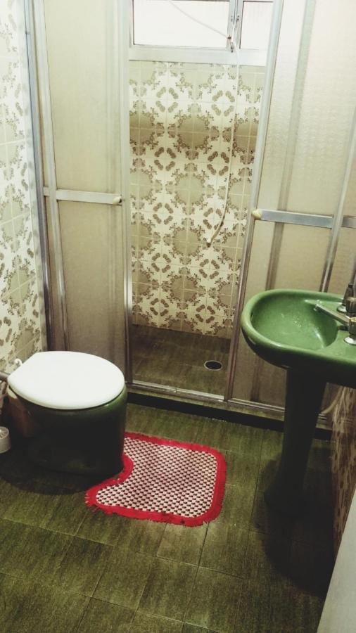 Apartamento Para Ate 8 Pessoas! 2 Quartos, Praia Da Enseada グァルジャー エクステリア 写真