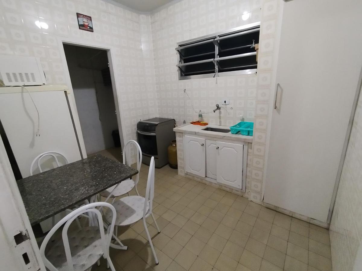 Apartamento Para Ate 8 Pessoas! 2 Quartos, Praia Da Enseada グァルジャー エクステリア 写真